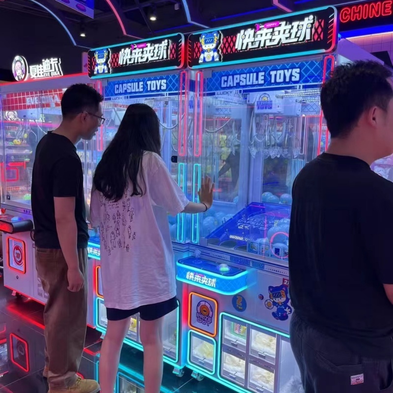 Capsule speelgoed klauwautomaa - Arcade Prize Vending Machine recensie en prijs